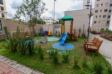 Apartamento à venda com 35m², 2 quartos e sem vagaÁrea comum - Playground