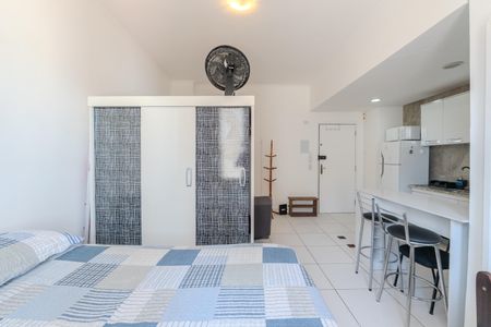 Apartamento para alugar com 46m², 1 quarto e sem vagaStudio