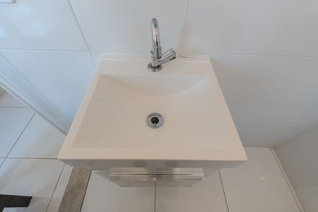 Apartamento para alugar com 46m², 1 quarto e sem vagaBanheiro 