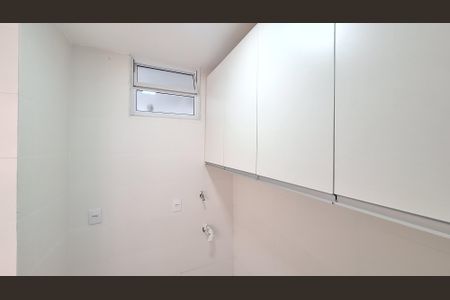 Apartamento à venda com 48m², 2 quartos e 1 vaga Apartamento à venda com 48m², 2 quartos e 1 vagaÁrea de Serviço