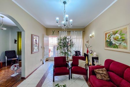 Casa à venda com 136m², 3 quartos e 2 vagasSala