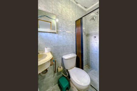 Casa à venda com 136m², 3 quartos e 2 vagasBanheiro da Suíte Externa