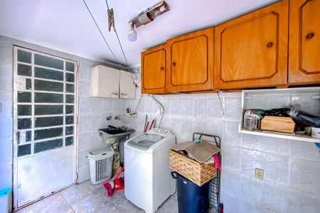 Casa à venda com 136m², 3 quartos e 2 vagasÁrea de Serviço