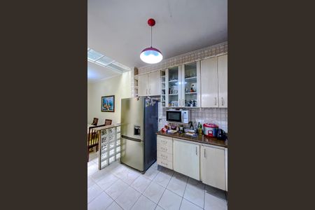 Casa à venda com 136m², 3 quartos e 2 vagasCozinha