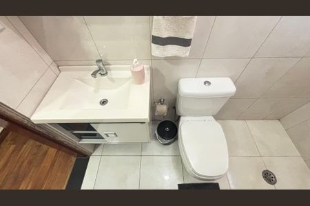 Casa à venda com 194m², 4 quartos e 2 vagasBanheiro