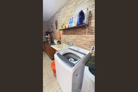 Casa à venda com 194m², 4 quartos e 2 vagasÁrea de Serviço - Quintal