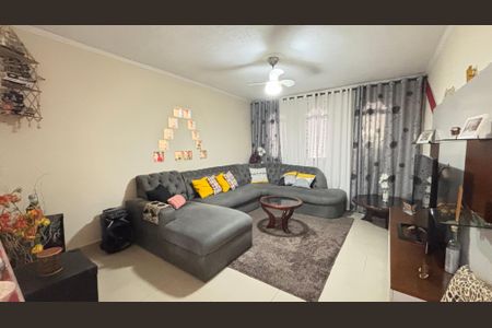 Casa à venda com 194m², 4 quartos e 2 vagasSala 