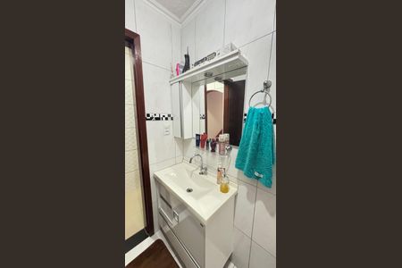 Casa à venda com 194m², 4 quartos e 2 vagasLavabo