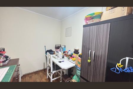 Casa à venda com 194m², 4 quartos e 2 vagasQuarto 1