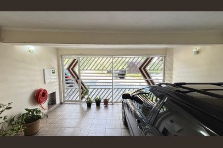 Casa à venda com 194m², 4 quartos e 2 vagasGaragem