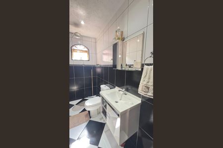 Casa à venda com 194m², 4 quartos e 2 vagasBanheiro da Suíte