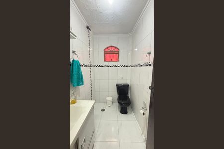 Casa à venda com 194m², 4 quartos e 2 vagasLavabo