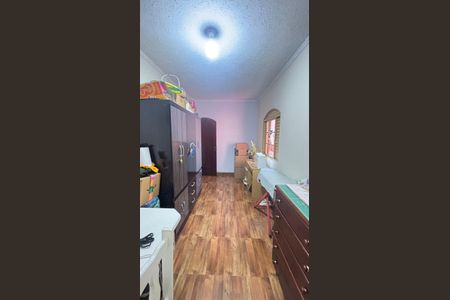 Casa à venda com 194m², 4 quartos e 2 vagasQuarto 1