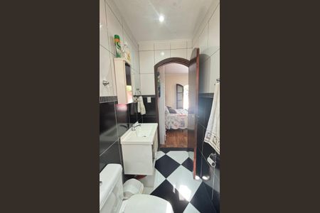 Casa à venda com 194m², 4 quartos e 2 vagasBanheiro da Suíte