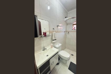 Casa à venda com 194m², 4 quartos e 2 vagasBanheiro