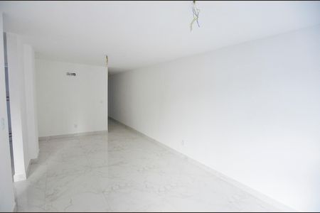 Apartamento à venda com 90m², 3 quartos e 1 vaga Apartamento à venda com 90m², 3 quartos e 1 vagaSala
