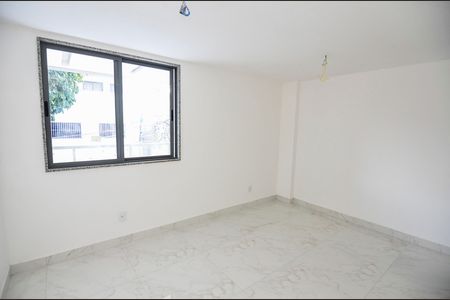 Apartamento à venda com 90m², 3 quartos e 1 vaga Apartamento à venda com 90m², 3 quartos e 1 vagaSuíte
