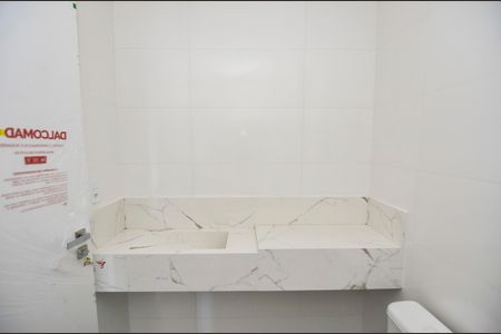 Apartamento à venda com 90m², 3 quartos e 1 vaga Apartamento à venda com 90m², 3 quartos e 1 vagaBanheiro da Suíte