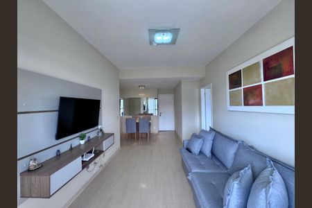 Sala de apartamento para alugar com 2 quartos, 84m² em Barra da Tijuca, Rio de Janeiro