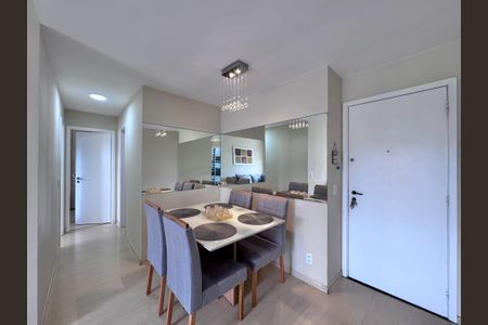 Sala de apartamento para alugar com 2 quartos, 84m² em Barra da Tijuca, Rio de Janeiro