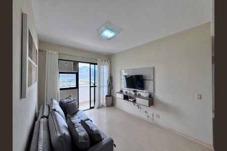 Sala de apartamento para alugar com 2 quartos, 84m² em Barra da Tijuca, Rio de Janeiro