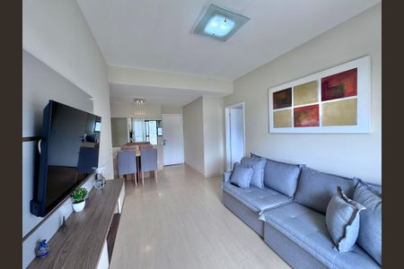 Apartamento à venda com 84m², 2 quartos e 2 vagasSala
