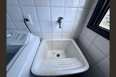 Apartamento à venda com 84m², 2 quartos e 2 vagasCozinha e Área de Serviço