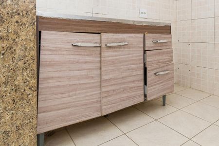 Casa de condomínio à venda com 70m², 2 quartos e 1 vagaCozinha - Armários