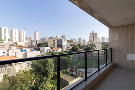 Apartamento à venda com 65m², 2 quartos e 1 vaga Apartamento à venda com 65m², 2 quartos e 1 vagaVaranda