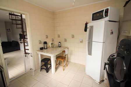 Casa à venda com 300m², 4 quartos e 2 vagasCozinha 1