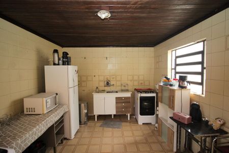 Casa à venda com 300m², 4 quartos e 2 vagasCozinha 2