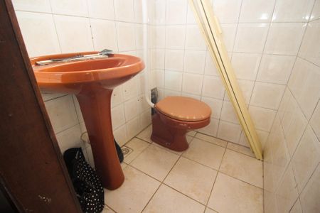 Casa à venda com 300m², 4 quartos e 2 vagasLavabo 1