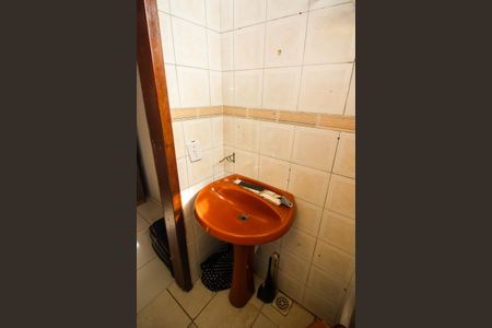 Casa à venda com 300m², 4 quartos e 2 vagasLavabo 1