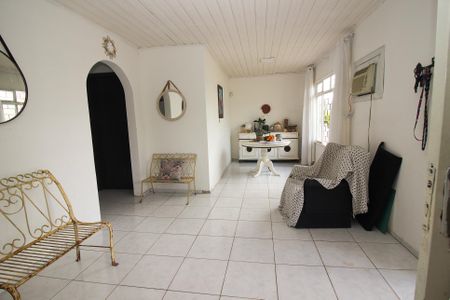 Casa à venda com 300m², 4 quartos e 2 vagasSala 1