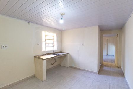 Casa à venda com 305m², 3 quartos e 2 vagas Casa à venda com 305m², 3 quartos e 2 vagasCozinha