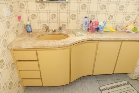 Apartamento à venda com 90m², 3 quartos e 1 vagaBanheiro