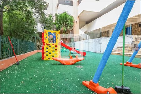 Apartamento à venda com 90m², 3 quartos e 1 vagaÁrea comum - Playground