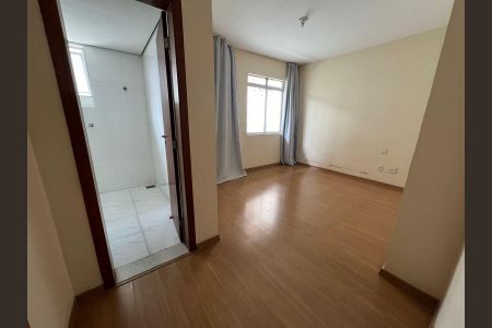 Apartamento à venda com 93m², 3 quartos e 2 vagasSuíte 