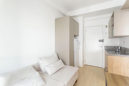 Studio à venda com 27m², 1 quarto e sem vaga Studio à venda com 27m², 1 quarto e sem vagaSala