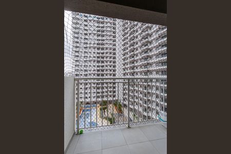 Studio à venda com 27m², 1 quarto e sem vaga Studio à venda com 27m², 1 quarto e sem vagaVaranda