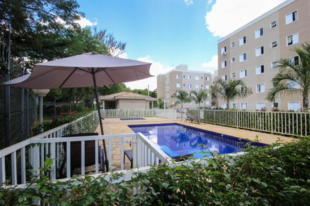 Apartamento para alugar com 48m², 2 quartos e 1 vaga Apartamento para alugar com 48m², 2 quartos e 1 vagaÁrea comum - Piscina