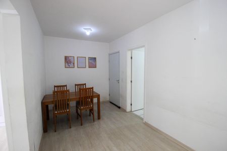 Apartamento para alugar com 48m², 2 quartos e 1 vaga Apartamento para alugar com 48m², 2 quartos e 1 vagaSala