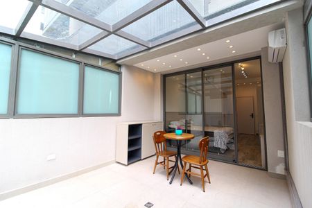 Studio para alugar com 35m², 1 quarto e sem vagaVaranda
