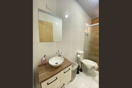 Casa à venda com 130m², 3 quartos e 3 vagasBanheiro Suite 2