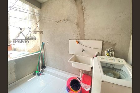 Casa à venda com 130m², 3 quartos e 3 vagasÁrea de Serviço