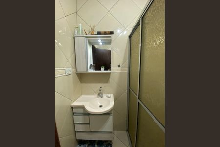 Casa à venda com 130m², 3 quartos e 3 vagasBanheiro Social