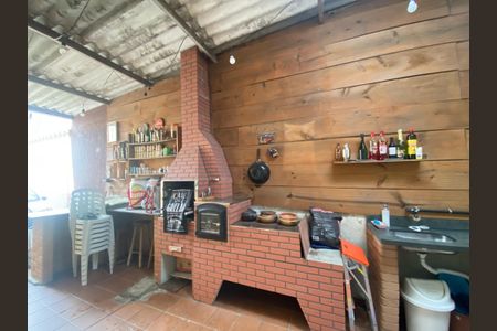 Casa à venda com 130m², 3 quartos e 3 vagasChurrasqueira