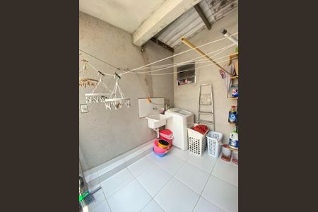 Casa à venda com 130m², 3 quartos e 3 vagasÁrea de Serviço