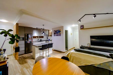 Apartamento à venda com 65m², 2 quartos e 1 vagaSala