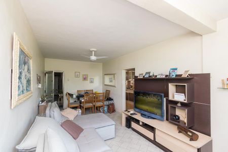 Apartamento para alugar com 70m², 3 quartos e sem vagaSala